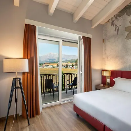 Della Piana מלון 4*